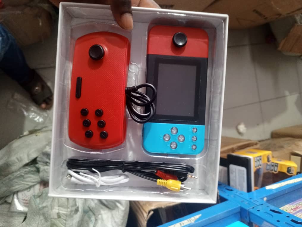 Nouvelle Console de jeu 2025 portable 500 in 1